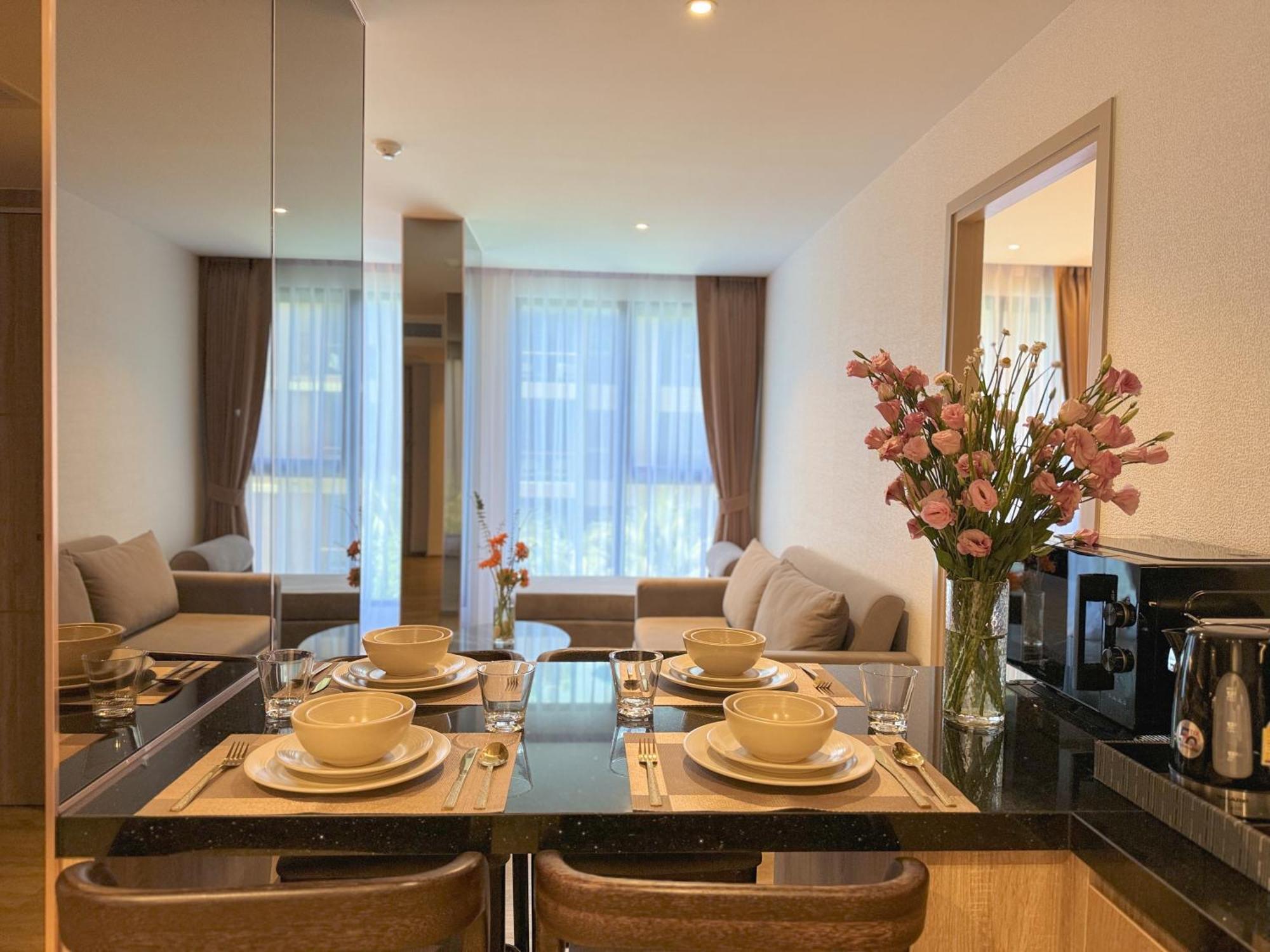 The Marin Phuket Kamala Beach Exterior foto